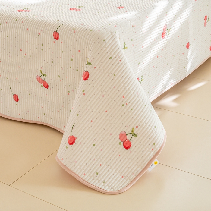 91家纺网 家纺一手货源 找家纺 X猫先生 2026新款全棉床盖小清新夹棉床单炕盖四季跑量款 七彩樱桃