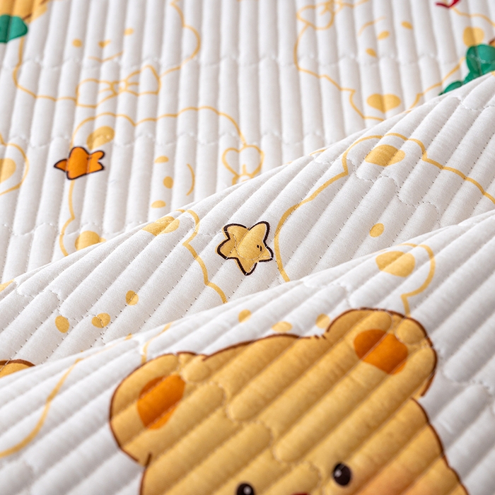 91家纺网 家纺一手货源 找家纺 X猫先生 2026新款全棉床盖小清新夹棉床单炕盖四季跑量款 瑞迪熊