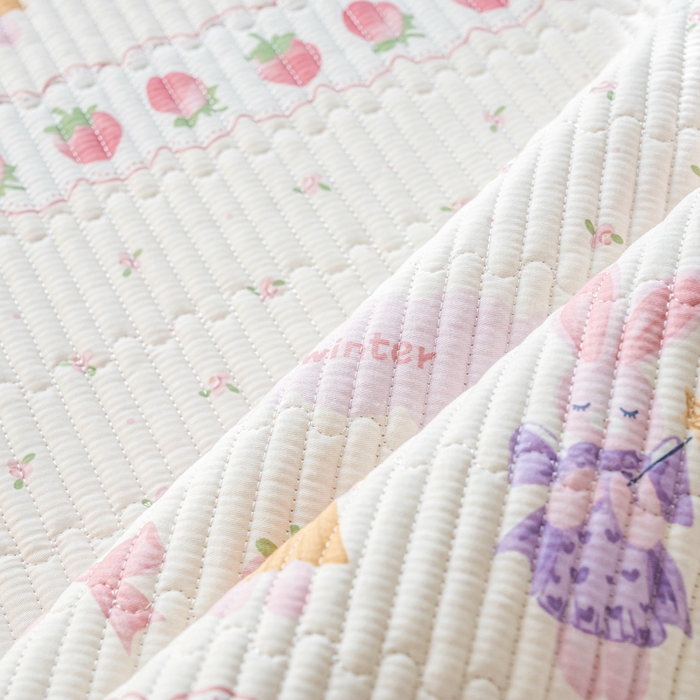 91家纺网 家纺一手货源 找家纺 X猫先生 2026新款全棉床盖小清新夹棉床单炕盖四季跑量款 踏春小兔