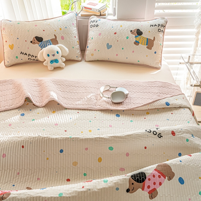 91家纺网 家纺一手货源 找家纺 X猫先生 2026新款全棉床盖小清新夹棉床单炕盖四季跑量款 甜心汪星人