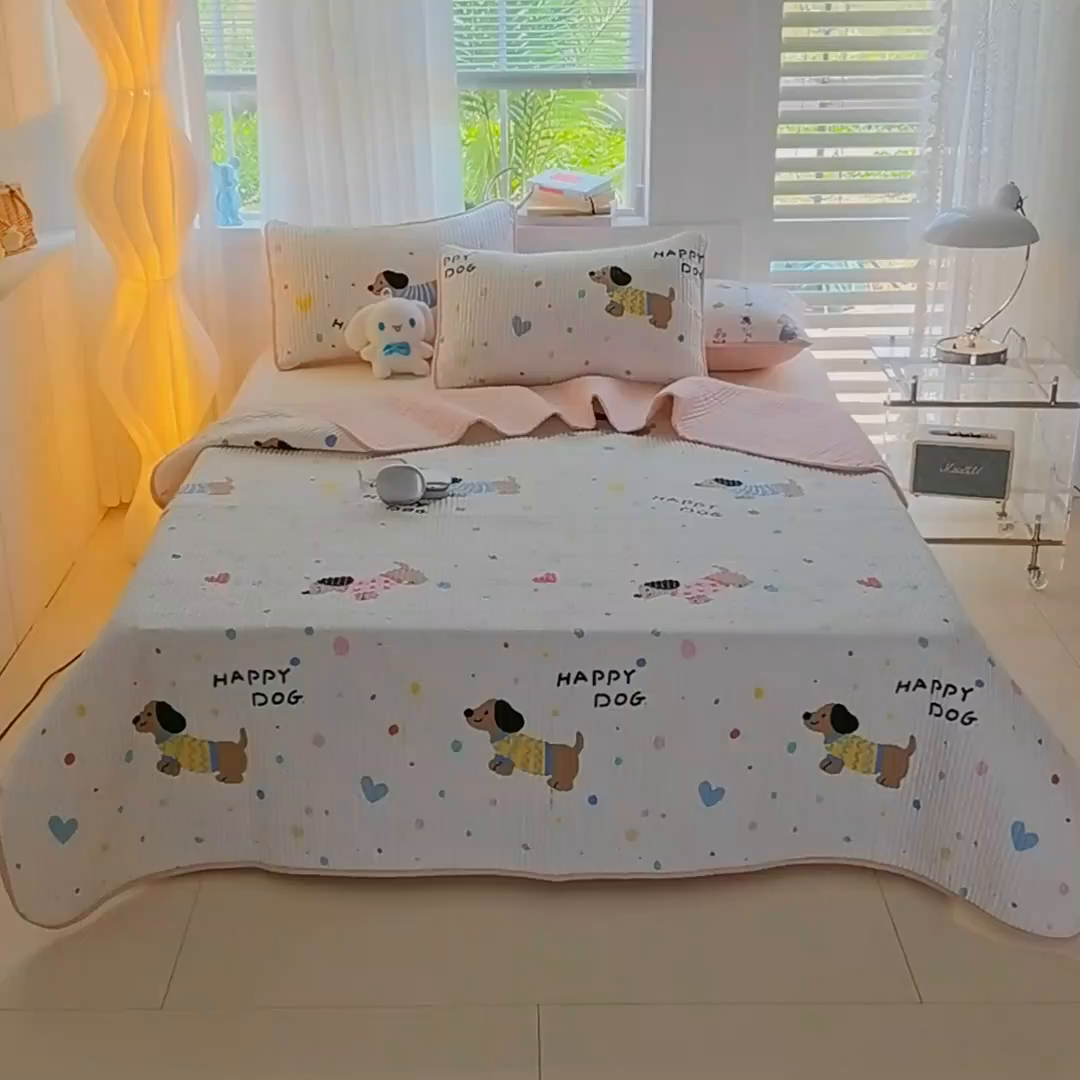 91家纺网 家纺一手货源 找家纺 X猫先生 2026新款全棉床盖小清新夹棉床单炕盖四季跑量款 甜心汪星人