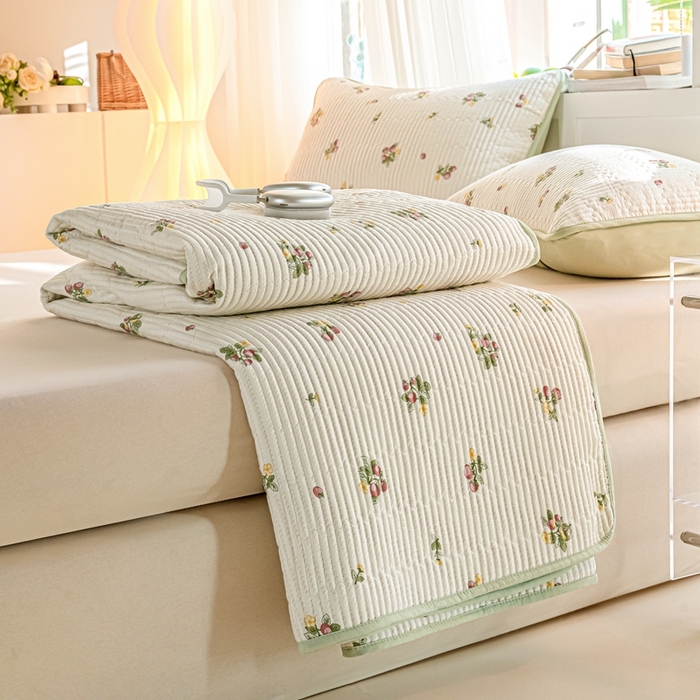 91家纺网 家纺一手货源 找家纺 X猫先生 2026新款全棉床盖小清新夹棉床单炕盖四季跑量款 小岛来信