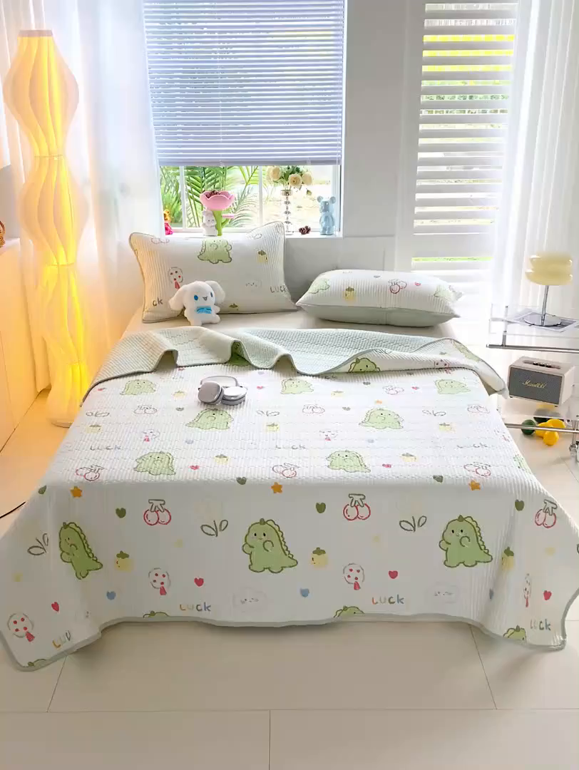 91家纺网 家纺一手货源 找家纺 X猫先生 2026新款全棉床盖小清新夹棉床单炕盖四季跑量款 幸运独角龙