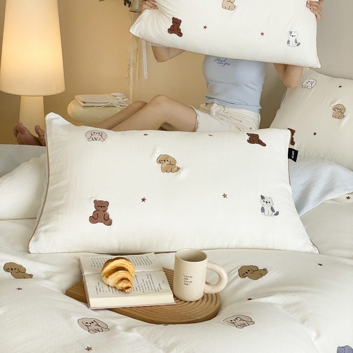 91家纺网 家纺一手货源 找家纺 卡姿家纺 2026春夏双层纱软萌糯叽叽系列——动物园 动物园-香槟白