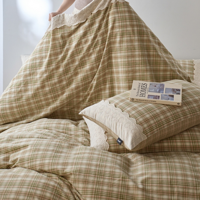 91家纺网 家纺一手货源 找家纺 卡姿家纺 2026春夏色织水洗棉文艺小格子花边款 利奥-沁绿