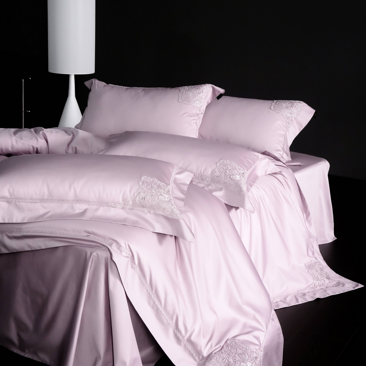 91家纺网 家纺一手货源 找家纺 （总）卡巴伦家纺 2026新款80支埃及长绒棉纯棉轻奢法式蕾丝花边款四件套系列-巴黎庄园（会员：套件-20元 商品价格不得低于：标准：598元）