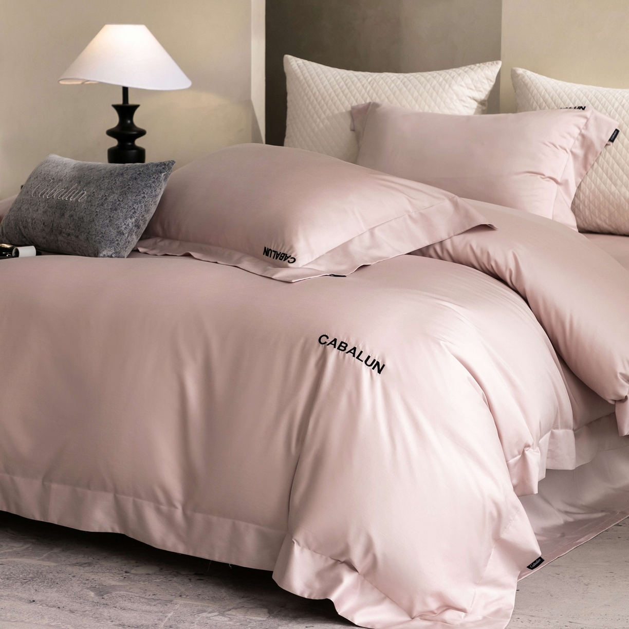 91家纺网 家纺一手货源 找家纺 卡巴伦家纺 2026新款80超细旦天丝棉磨毛四件套（会员：套件-20元 商品价格不得低于：标准：468） 玉露清风