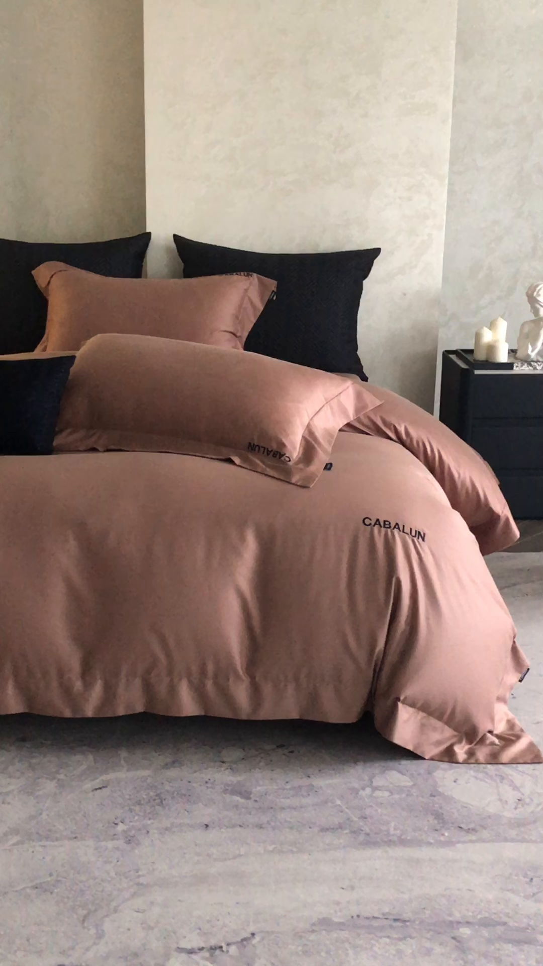 91家纺网 家纺一手货源 找家纺 卡巴伦家纺 2026新款80超细旦天丝棉磨毛四件套（会员：套件-20元 商品价格不得低于：标准：468） 秋水伊人