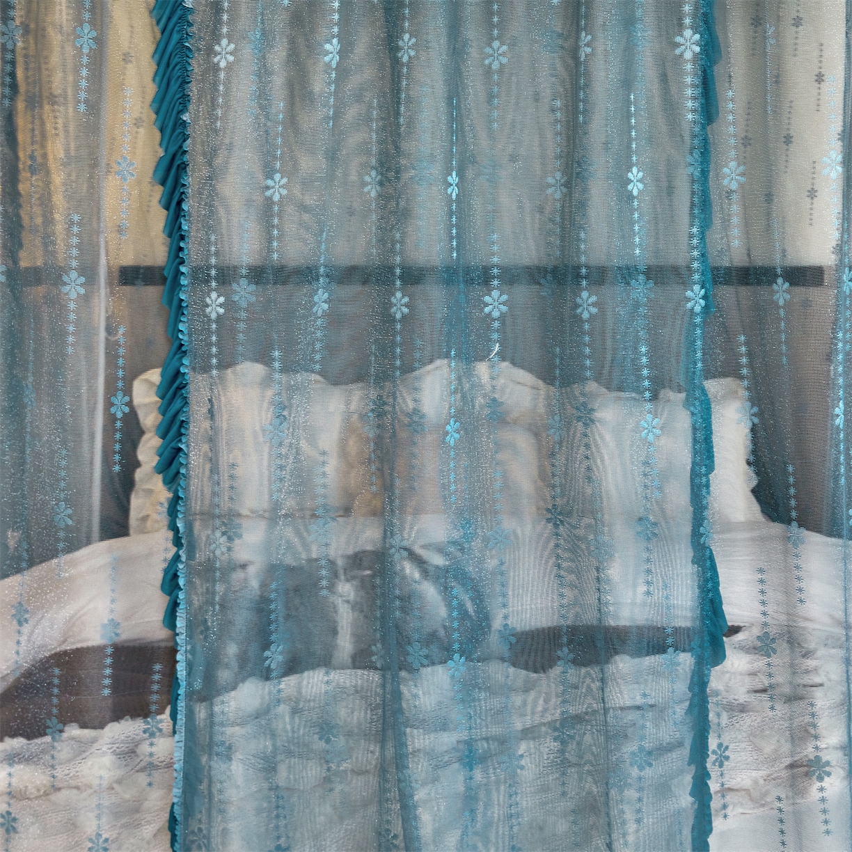 91家纺网 家纺一手货源 找家纺 世婕 2026新款双丝提花落地花边蚊帐-浪漫满屋 浪漫满屋-海岛蓝