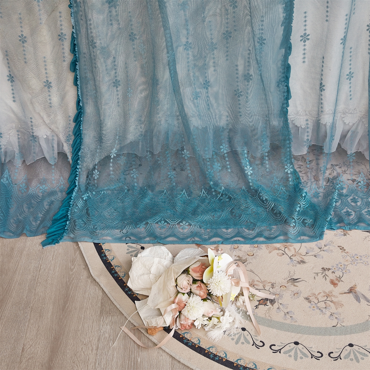 91家纺网 家纺一手货源 找家纺 世婕 2026新款双丝提花落地花边蚊帐-浪漫满屋 浪漫满屋-海岛蓝