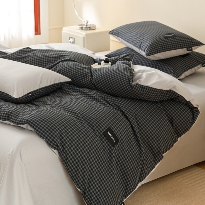 91家纺网 家纺一手货源 找家纺 卡姿家纺 2026春夏色织水洗棉无印复古风格 空野蓝黑