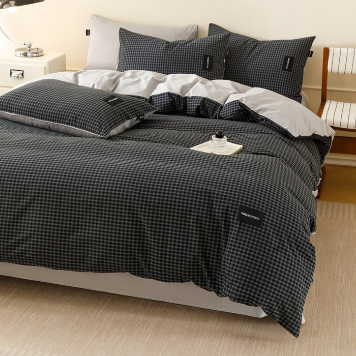 91家纺网 家纺一手货源 找家纺 卡姿家纺 2026春夏色织水洗棉无印复古风格 空野蓝黑