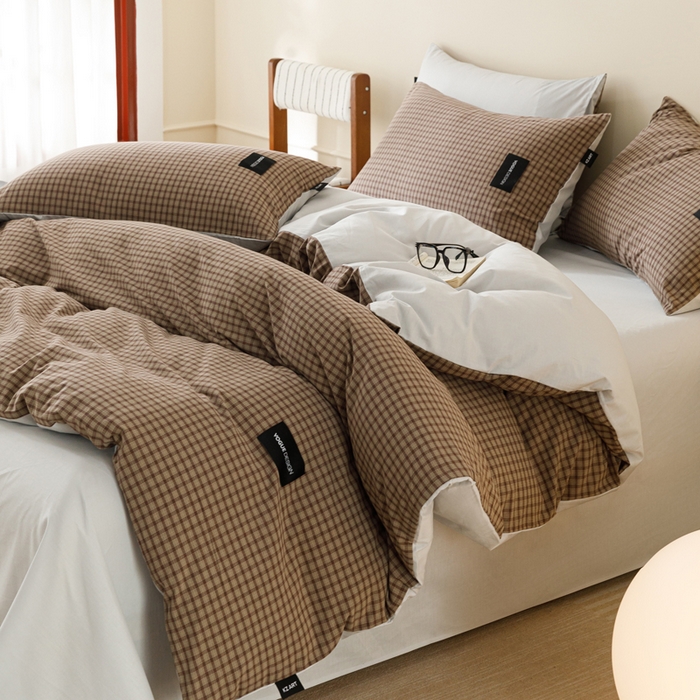 91家纺网 家纺一手货源 找家纺 卡姿家纺 2026春夏色织水洗棉无印复古风格 空野棕