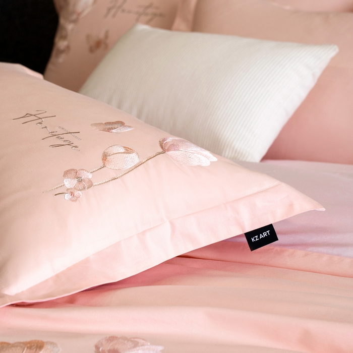 91家纺网 家纺一手货源 找家纺 卡姿家纺 2026春夏森系小清新刺绣 — 莉奥 莉奥-粉