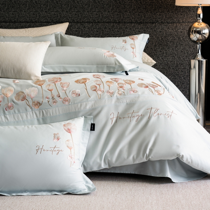 91家纺网 家纺一手货源 找家纺 卡姿家纺 2026春夏森系小清新刺绣 — 莉奥 莉奥-蓝