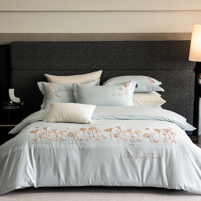 91家纺网 家纺一手货源 找家纺 卡姿家纺 2026春夏森系小清新刺绣 — 莉奥 莉奥-蓝