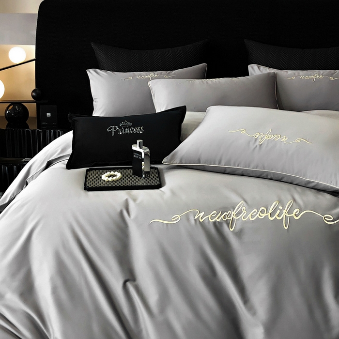 91家纺网 家纺一手货源 找家纺 禧澜庭 2026新款高支纯棉全棉斜纹四件套刺绣绣花款轻奢三件套--卡罗系列 布鲁灰