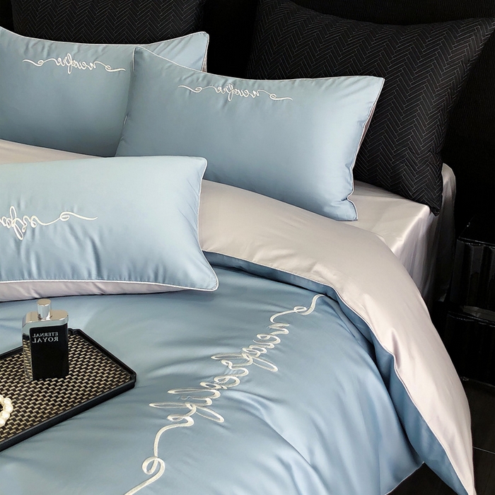 91家纺网 家纺一手货源 找家纺 禧澜庭 2026新款高支纯棉全棉斜纹四件套刺绣绣花款轻奢三件套--卡罗系列 魅力蓝+浅灰