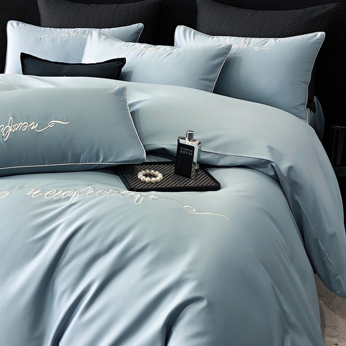 91家纺网 家纺一手货源 找家纺 禧澜庭 2026新款高支纯棉全棉斜纹四件套刺绣绣花款轻奢三件套--卡罗系列 魅力蓝