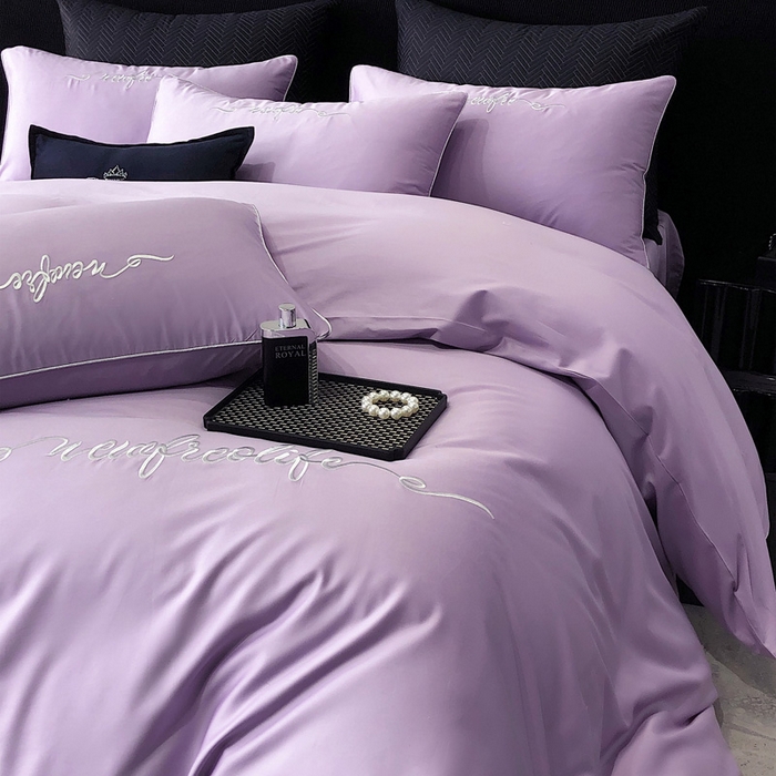 91家纺网 家纺一手货源 找家纺 禧澜庭 2026新款高支纯棉全棉斜纹四件套刺绣绣花款轻奢三件套--卡罗系列 珠光紫