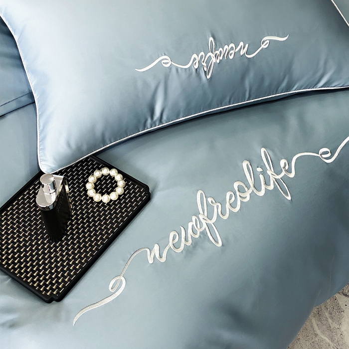 91家纺网 家纺一手货源 找家纺 禧澜庭 2026新款高支纯棉全棉斜纹四件套刺绣绣花款轻奢三件套--卡罗系列 魅力蓝