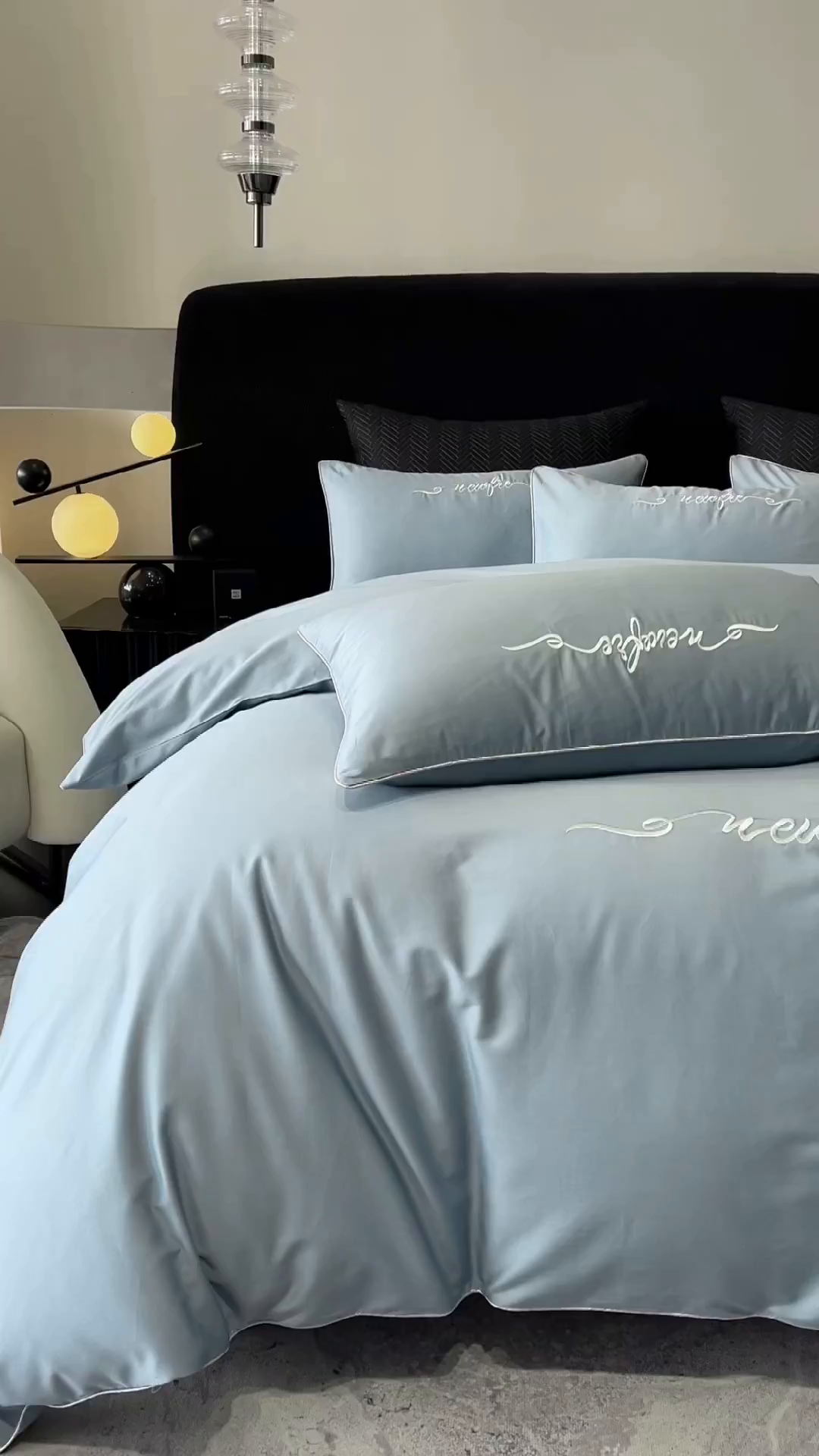 91家纺网 家纺一手货源 找家纺 禧澜庭 2026新款高支纯棉全棉斜纹四件套刺绣绣花款轻奢三件套--卡罗系列 魅力蓝