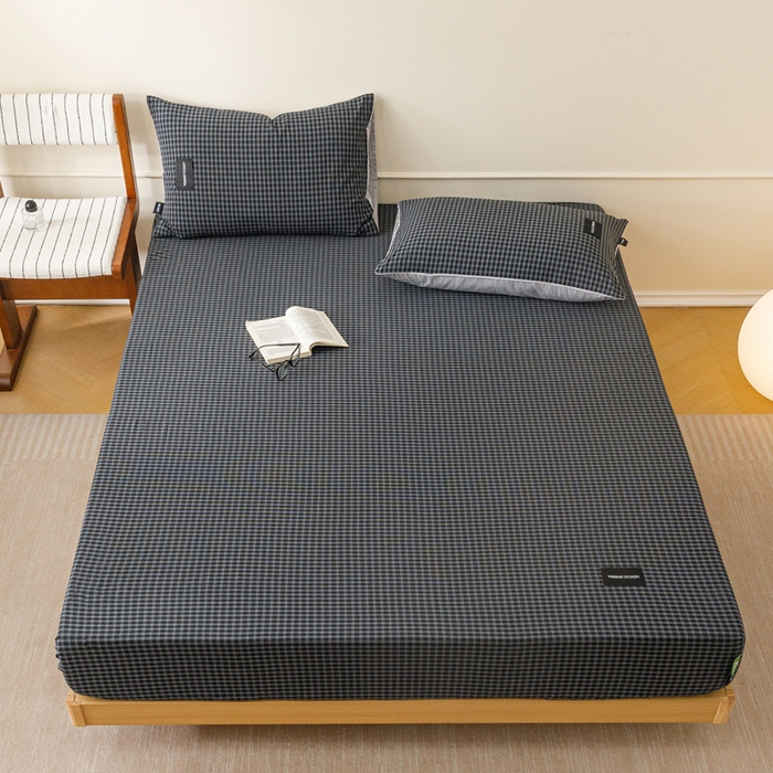 91家纺网 家纺一手货源 找家纺 卡姿家纺 2026春夏色织水洗棉复古风 — 床笠三件套 床笠-空野蓝黑