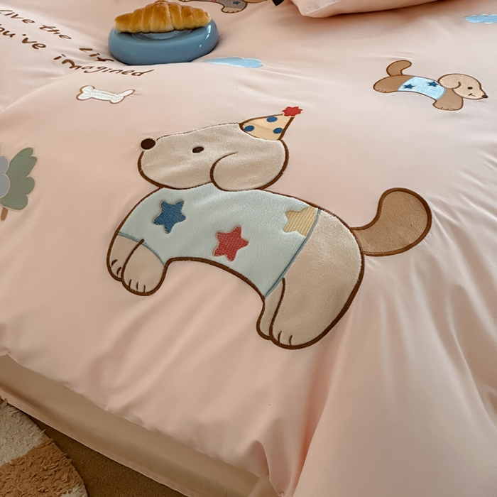 91家纺网 家纺一手货源 找家纺 （总）卡姿家纺 2026春夏萌趣气质大贴布 — 小狗乐园