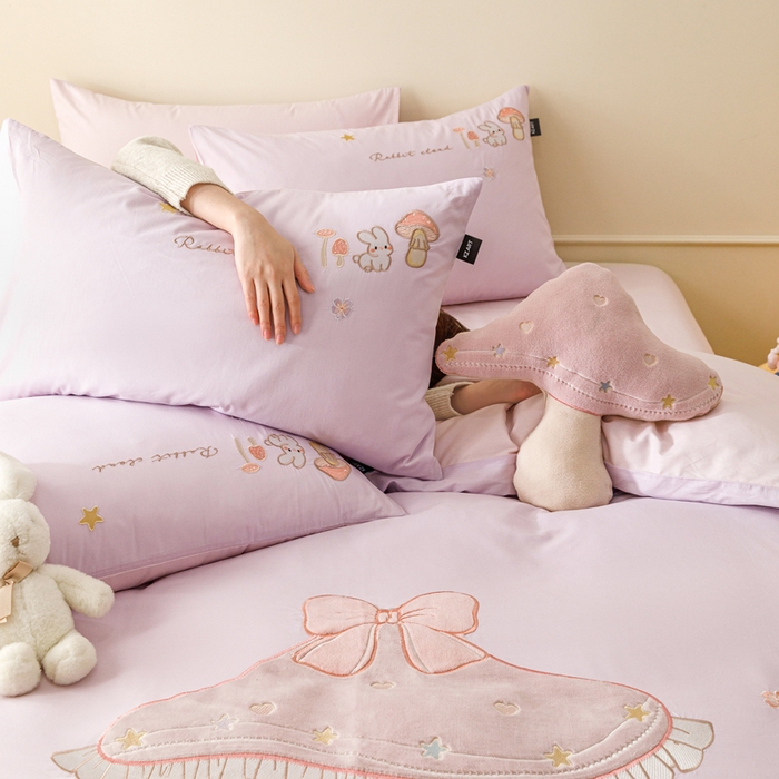 91家纺网 家纺一手货源 找家纺 卡姿家纺 2026春夏萌趣气质大贴布 — 蘑菇乐园 蘑菇乐园-紫