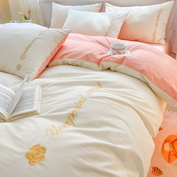 91家纺网 家纺一手货源 找家纺 禧澜庭 2026新款纯棉全棉斜纹四件套刺绣绣花款春小清新三件套-幸运花 幸运花-奶昔白+玉色