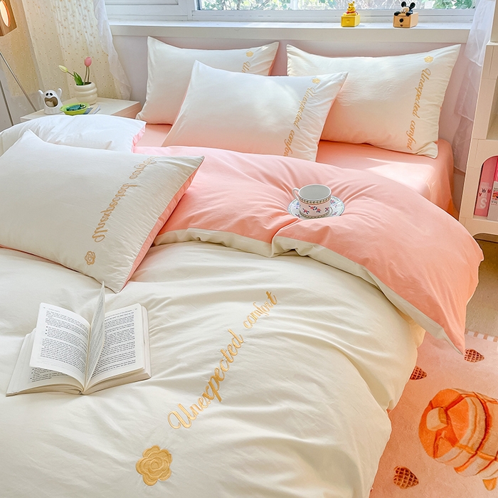 91家纺网 家纺一手货源 找家纺 禧澜庭 2026新款纯棉全棉斜纹四件套刺绣绣花款春小清新三件套-幸运花 幸运花-奶昔白+玉色