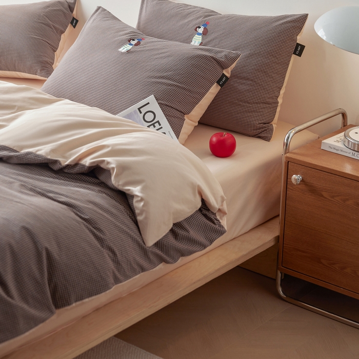 91家纺网 家纺一手货源 找家纺 卡姿家纺 2026春夏色织水洗棉文艺时尚居家系列 小狗旺福