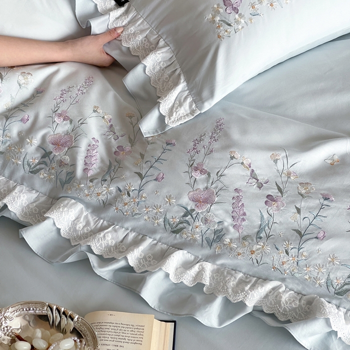 91家纺网 家纺一手货源 找家纺 卡姿家纺 2026春夏森系小清新刺绣 — 花素印象 花素印象-蓝