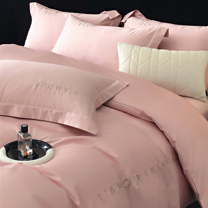 91家纺网 家纺一手货源 找家纺 禧澜庭 2026新款高支纯棉全棉斜纹四件套刺绣绣花款轻奢三件套--简爱系列 芙蓉粉