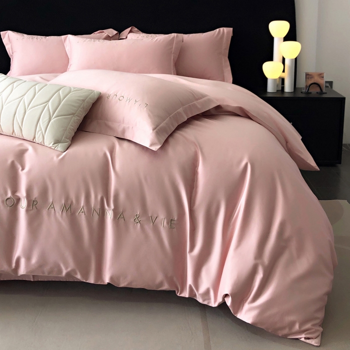 91家纺网 家纺一手货源 找家纺 禧澜庭 2026新款高支纯棉全棉斜纹四件套刺绣绣花款轻奢三件套--简爱系列 芙蓉粉