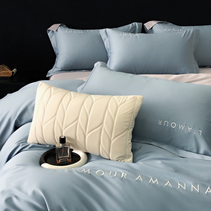 91家纺网 家纺一手货源 找家纺 禧澜庭 2026新款高支纯棉全棉斜纹四件套刺绣绣花款轻奢三件套--简爱系列 莫奈蓝+浅灰