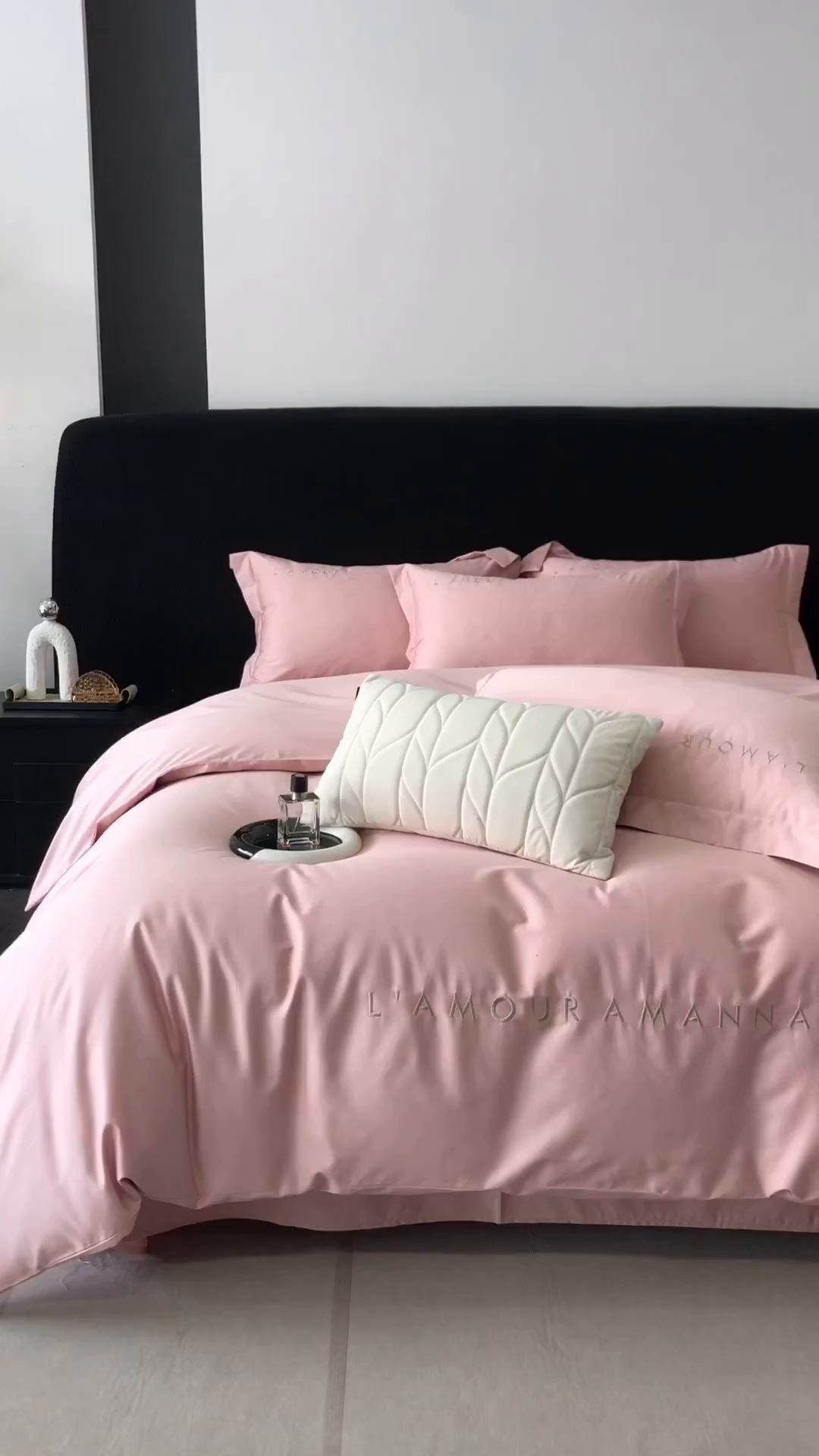 91家纺网 家纺一手货源 找家纺 禧澜庭 2026新款高支纯棉全棉斜纹四件套刺绣绣花款轻奢三件套--简爱系列 芙蓉粉