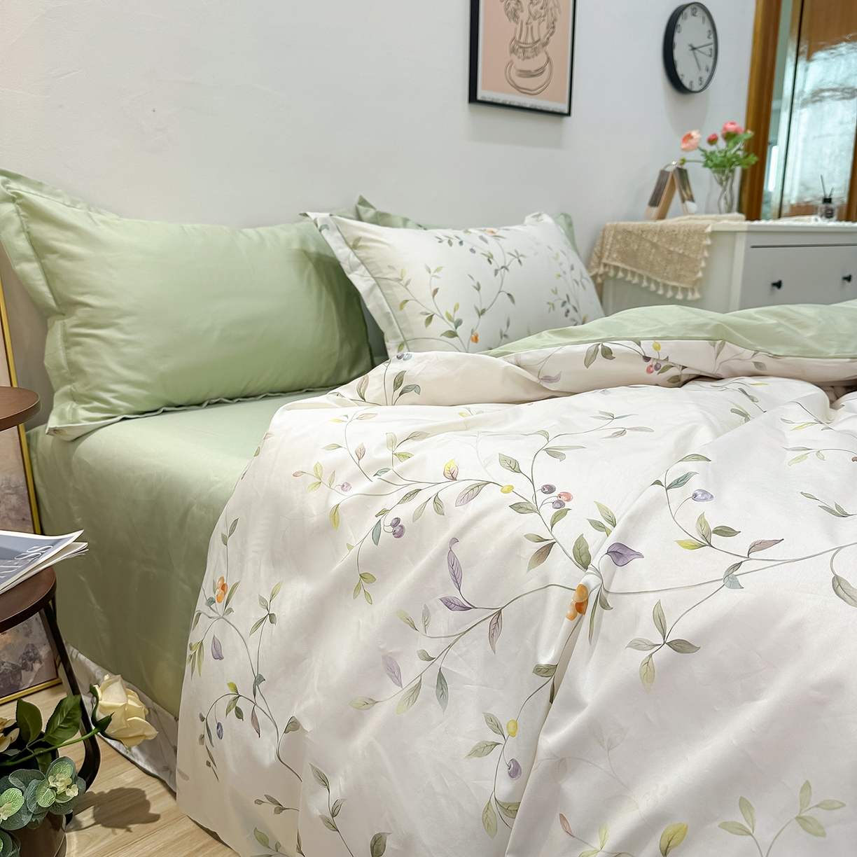 91家纺网 家纺一手货源 找家纺 橙艺家居 2026新款丝光铂金云棉印花四件套 本店线上严格控价，券后、活动后标准不得低于218元，以此类推。请各位老爷严格遵守，以免低价后再调整价格，影响链接权重 闻栖-绿