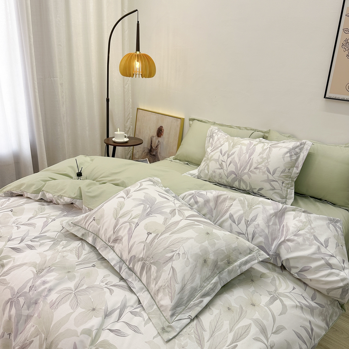 91家纺网 家纺一手货源 找家纺 橙艺家居 2026新款丝光铂金云棉印花四件套 本店线上严格控价，券后、活动后标准不得低于218元，以此类推。请各位老爷严格遵守，以免低价后再调整价格，影响链接权重 自然低语-绿