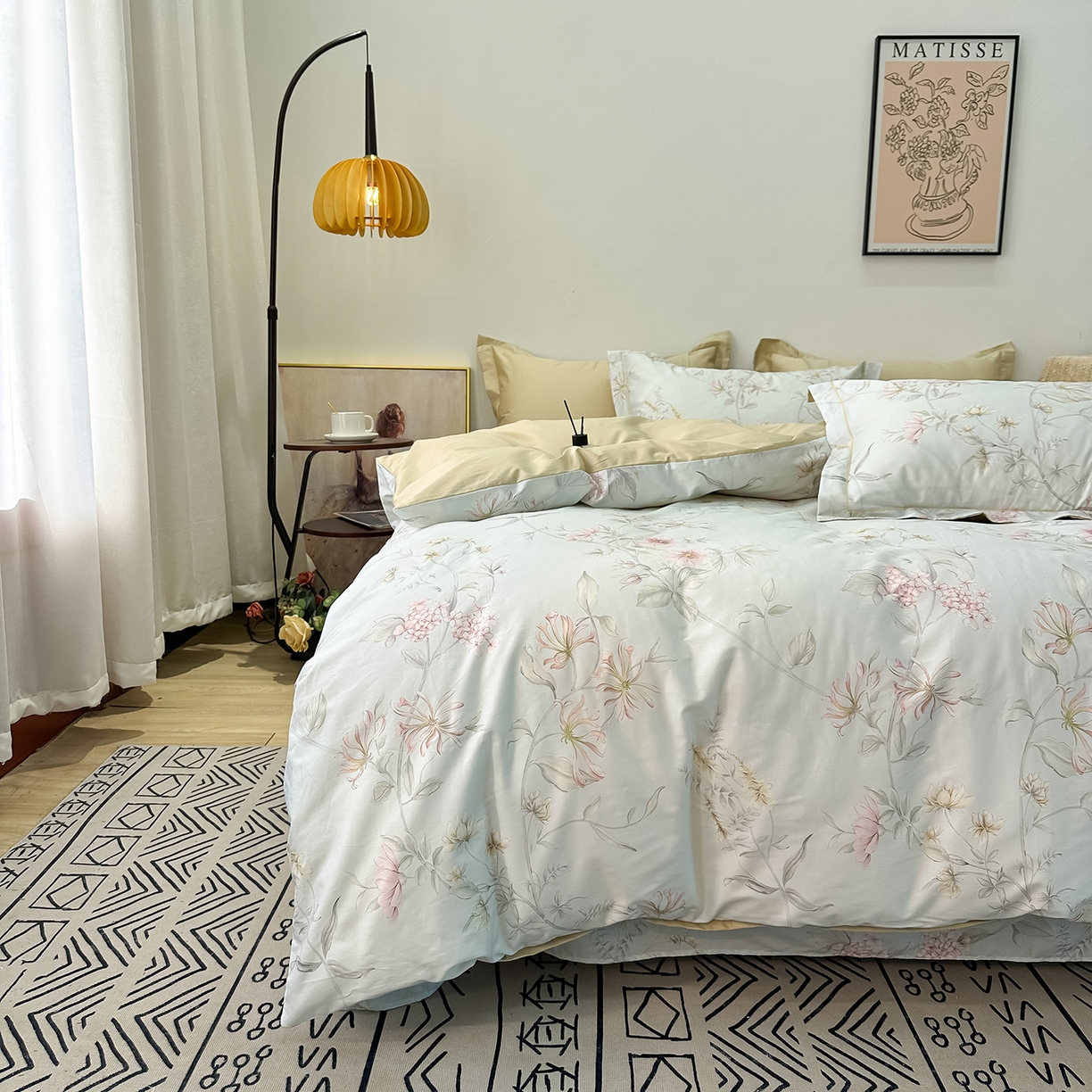 91家纺网 家纺一手货源 找家纺 橙艺家居 2026新款丝光铂金云棉印花四件套 本店线上严格控价，券后、活动后标准不得低于218元，以此类推。请各位老爷严格遵守，以免低价后再调整价格，影响链接权重 慕枝下-绿