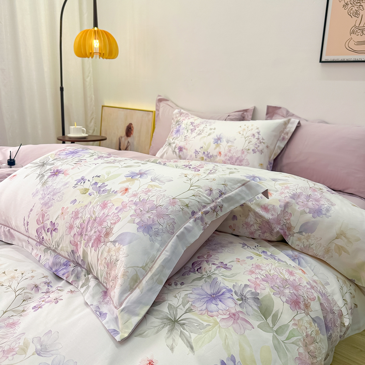 91家纺网 家纺一手货源 找家纺 橙艺家居 2026新款丝光铂金云棉印花四件套 本店线上严格控价，券后、活动后标准不得低于218元，以此类推。请各位老爷严格遵守，以免低价后再调整价格，影响链接权重 千叶密语-粉