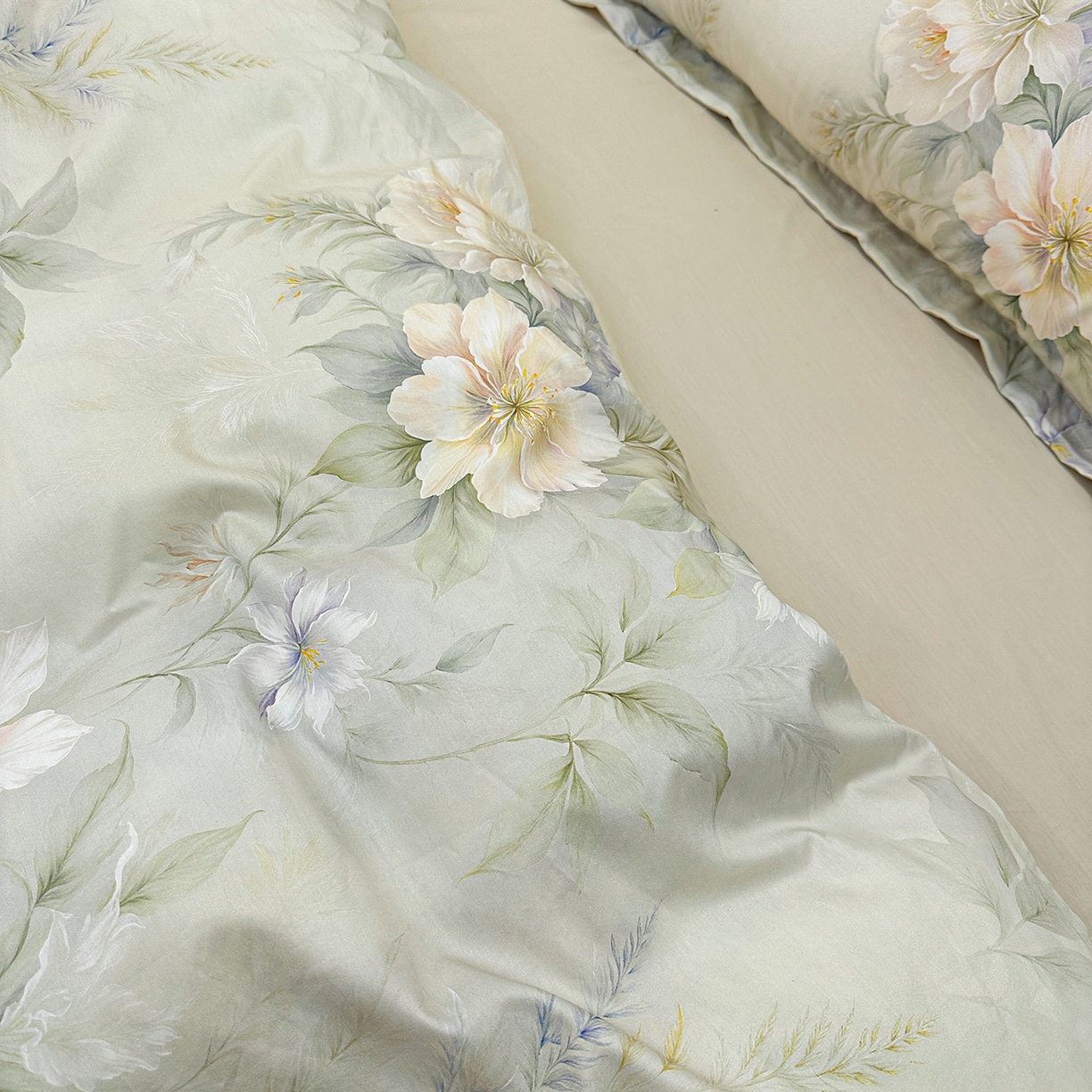 91家纺网 家纺一手货源 找家纺 橙艺家居 2026新款丝光铂金云棉印花四件套 本店线上严格控价，券后、活动后标准不得低于218元，以此类推。请各位老爷严格遵守，以免低价后再调整价格，影响链接权重 雅莹-绿