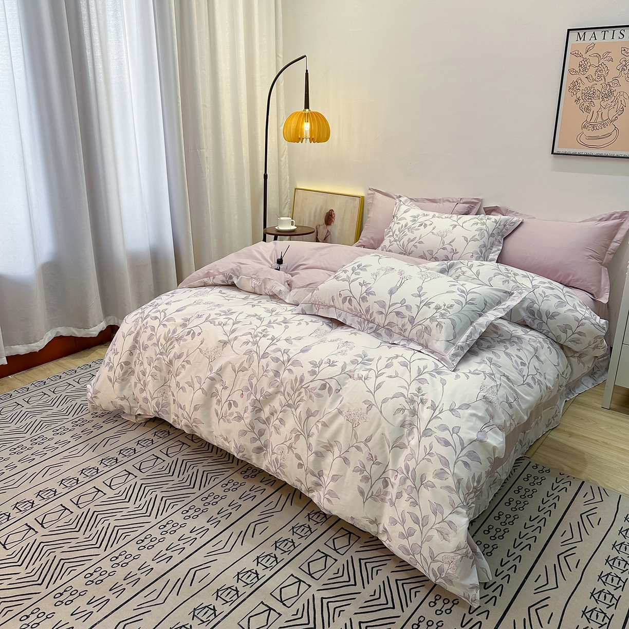 91家纺网 家纺一手货源 找家纺 橙艺家居 2026新款丝光铂金云棉印花四件套 本店线上严格控价，券后、活动后标准不得低于218元，以此类推。请各位老爷严格遵守，以免低价后再调整价格，影响链接权重 蔓月-紫