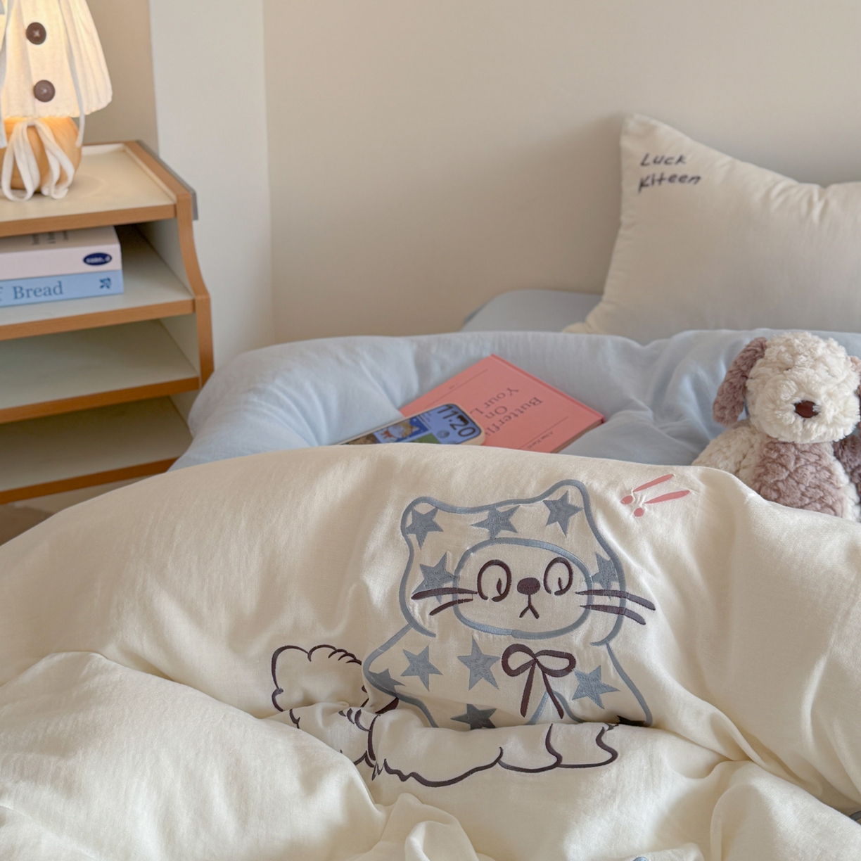 91家纺网 家纺一手货源 找家纺 （总）FORTWO家纺原创设计（FOR TWO家纺） 2026新款全棉双层纱四件套--睡觉猫(会员-15 控价：（券前）基础价不低于小号248元，中号328元，大号348元 床笠加10元)