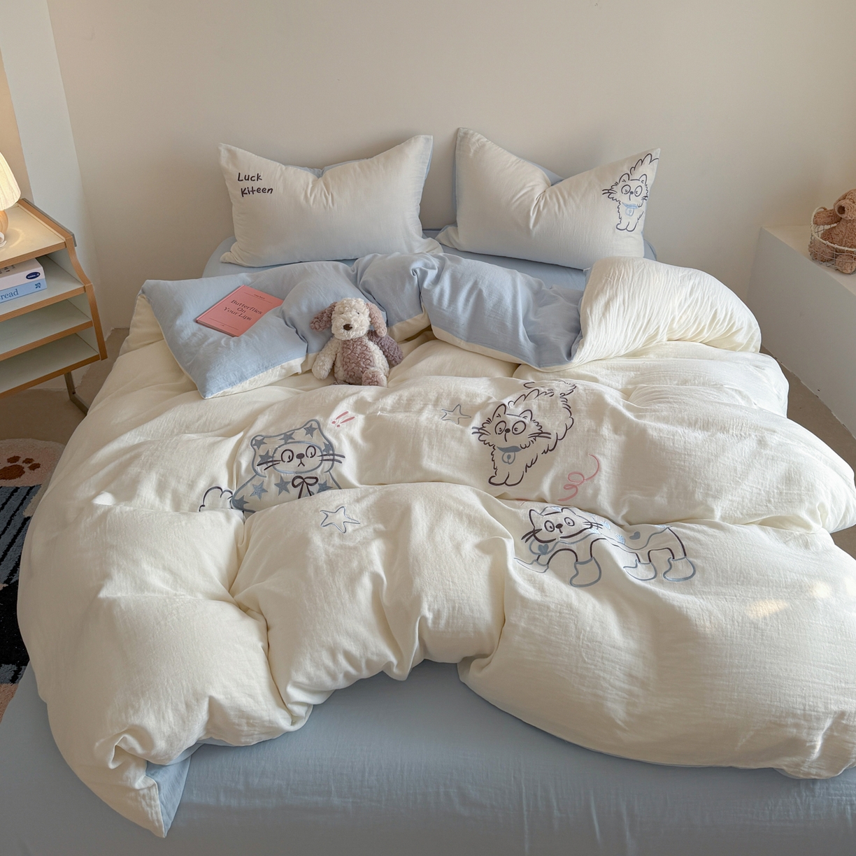 91家纺网 家纺一手货源 找家纺 （总）FORTWO家纺原创设计（FOR TWO家纺） 2025新款60S兰精天丝断角款纯色毛巾绣夏被夏凉被空调被