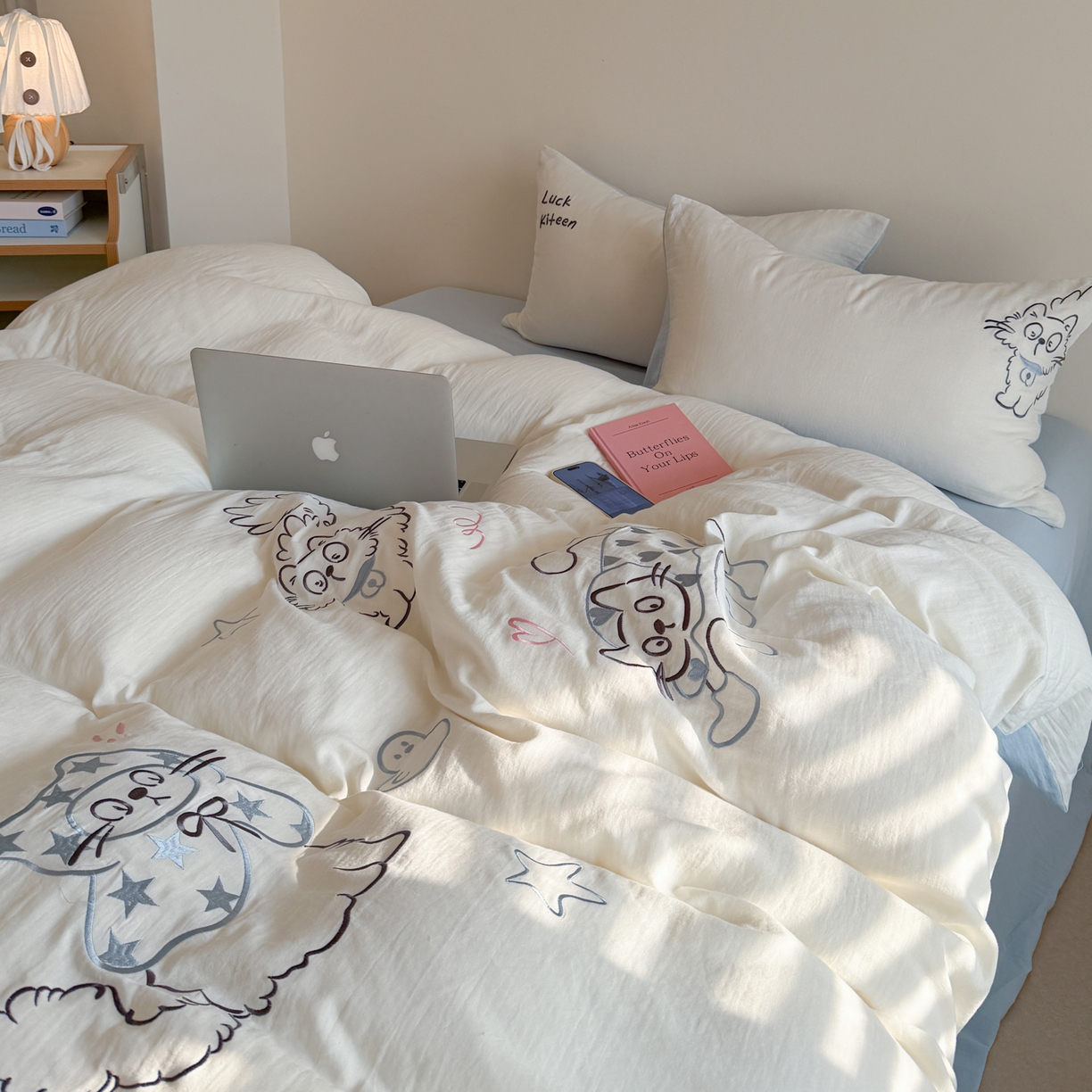 91家纺网 家纺一手货源 找家纺 （总）FORTWO家纺原创设计（FOR TWO家纺） 2026新款全棉双层纱四件套--睡觉猫(会员-15 控价：（券前）基础价不低于小号248元，中号328元，大号348元 床笠加10元)