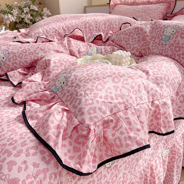 91家纺网 家纺一手货源 找家纺 赛丽雅 2026春夏新款古法水洗棉床盖四件套 KT猫-粉