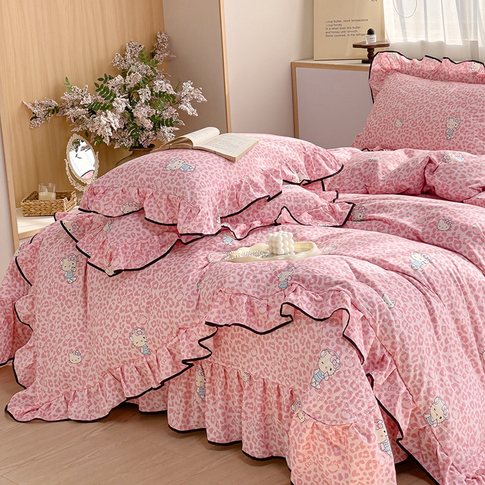 91家纺网 家纺一手货源 找家纺 赛丽雅 2026春夏新款古法水洗棉床盖四件套 KT猫-粉