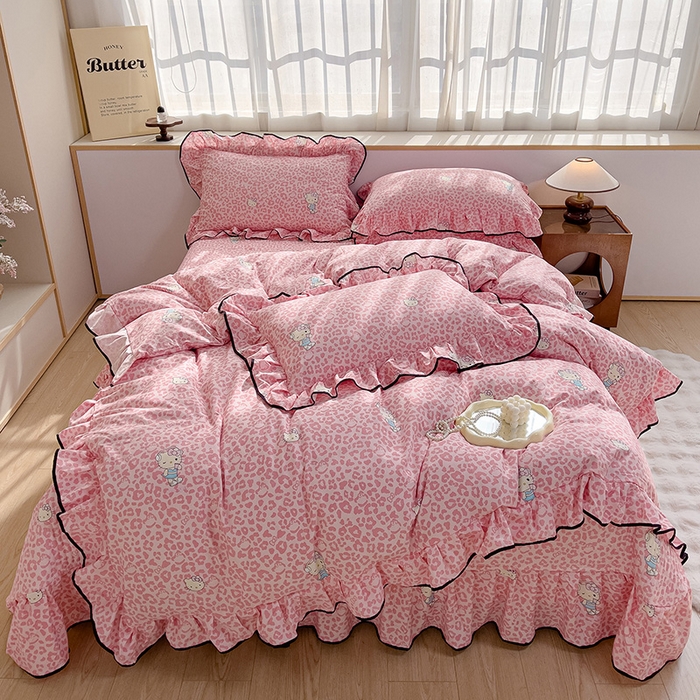 91家纺网 家纺一手货源 找家纺 赛丽雅 2026春夏新款古法水洗棉床盖四件套 KT猫-粉