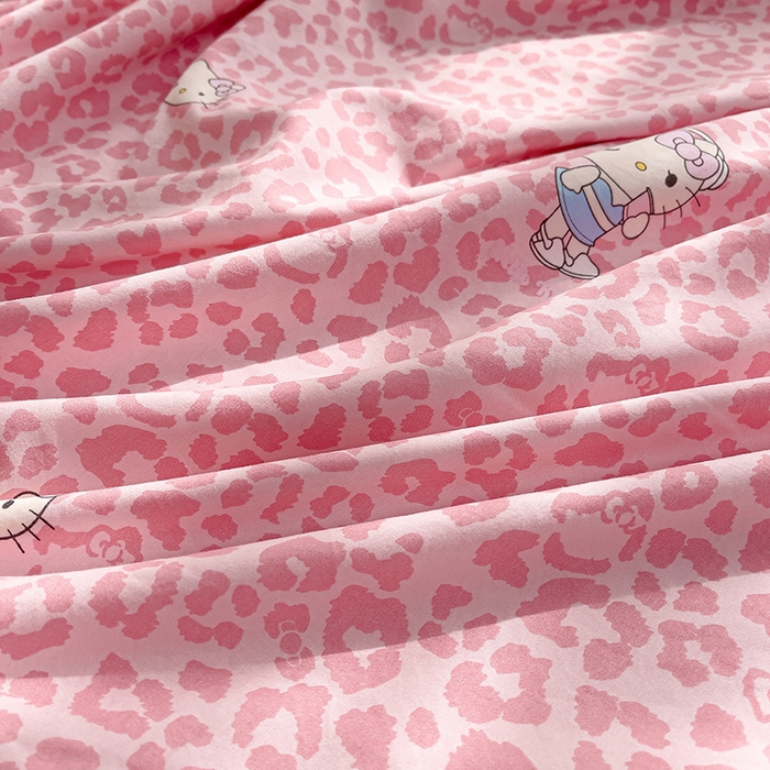 91家纺网 家纺一手货源 找家纺 赛丽雅 2026春夏新款古法水洗棉床盖四件套 KT猫-粉